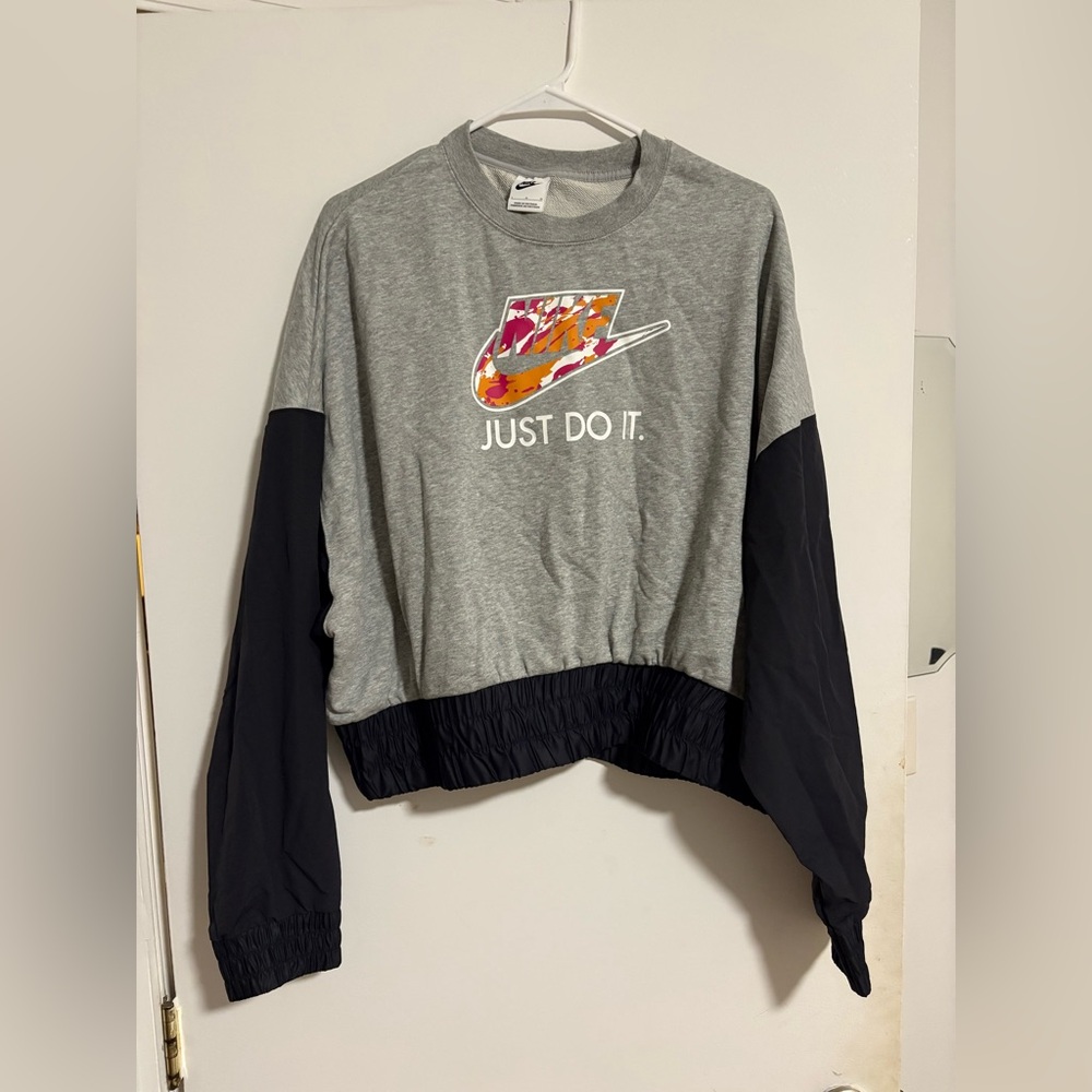 Nike Color-block Sweatshirt Windbreaker